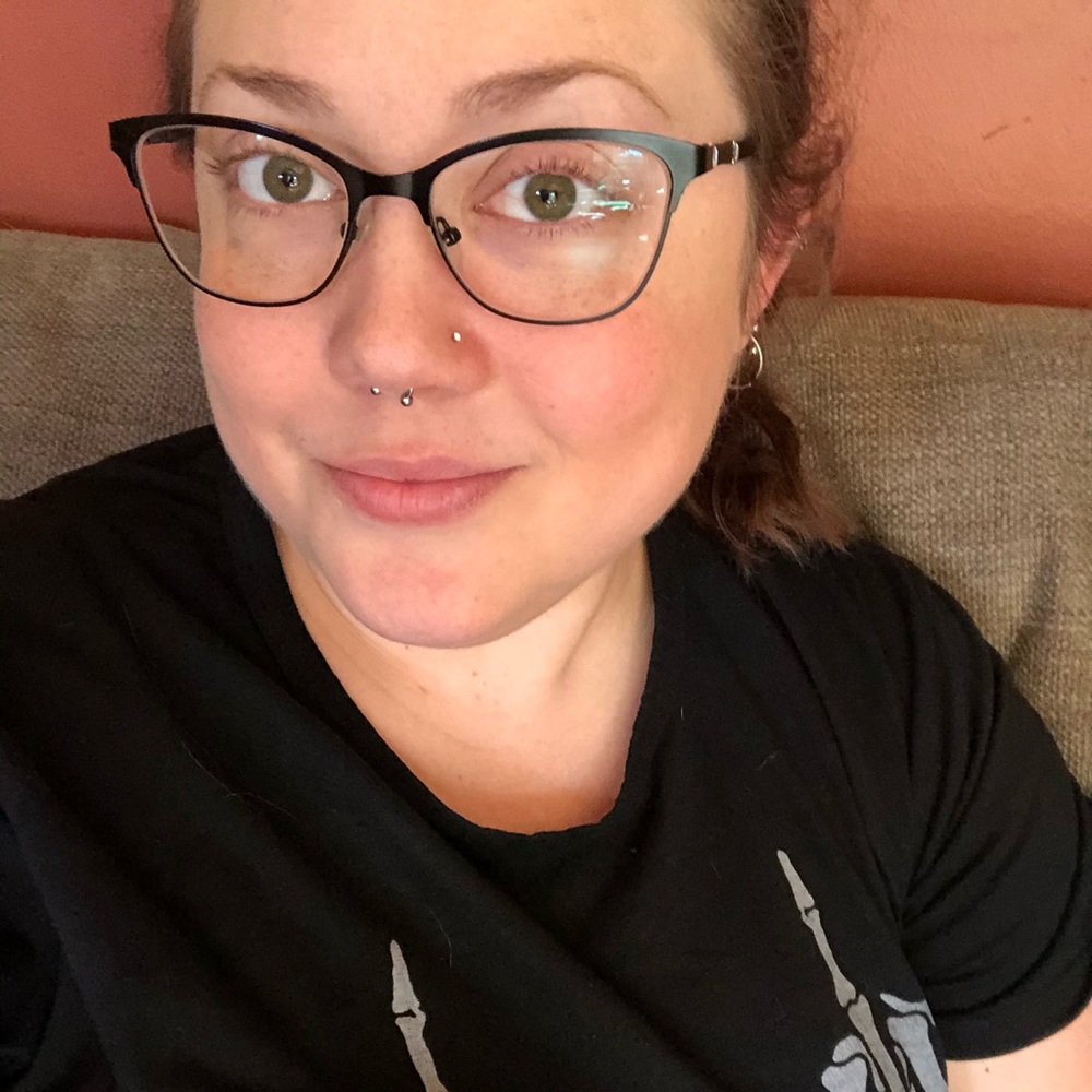 Meet your Posher, Ashlee